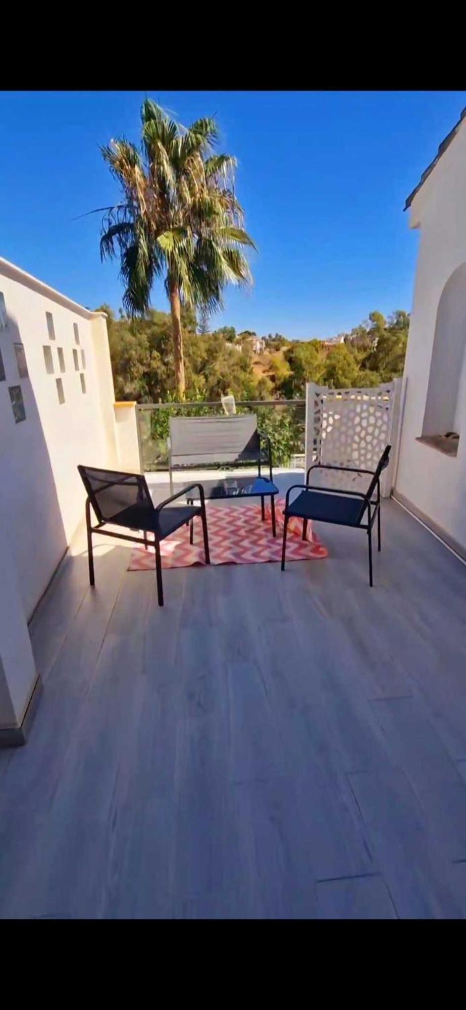 La Villa Escondida 1 Precioso Estudio Vista Al Mar Malaga Luaran gambar